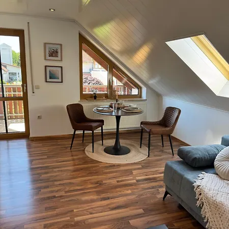 Modernes Nahe Murner & Steinberger Apartamento